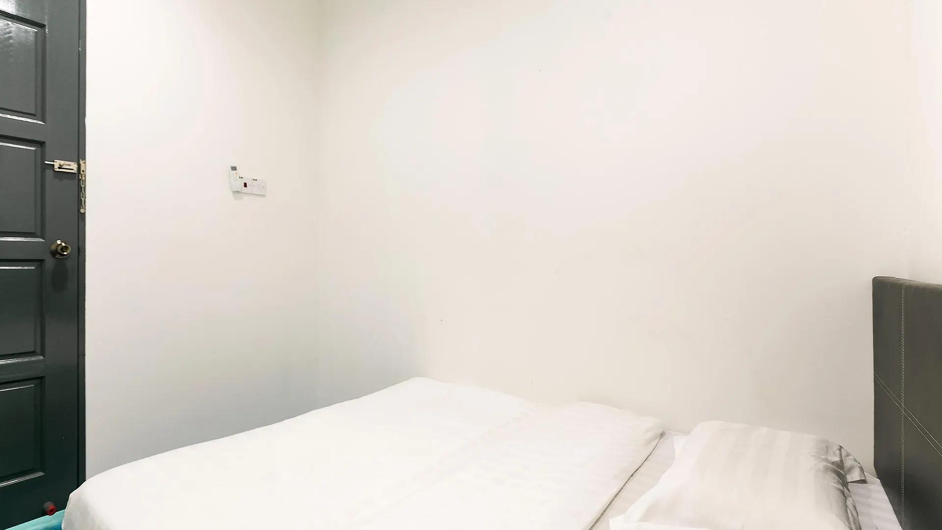 *** Hotel Spot On 89726 Capsule Inn Kota Kinabalu Malaysia
